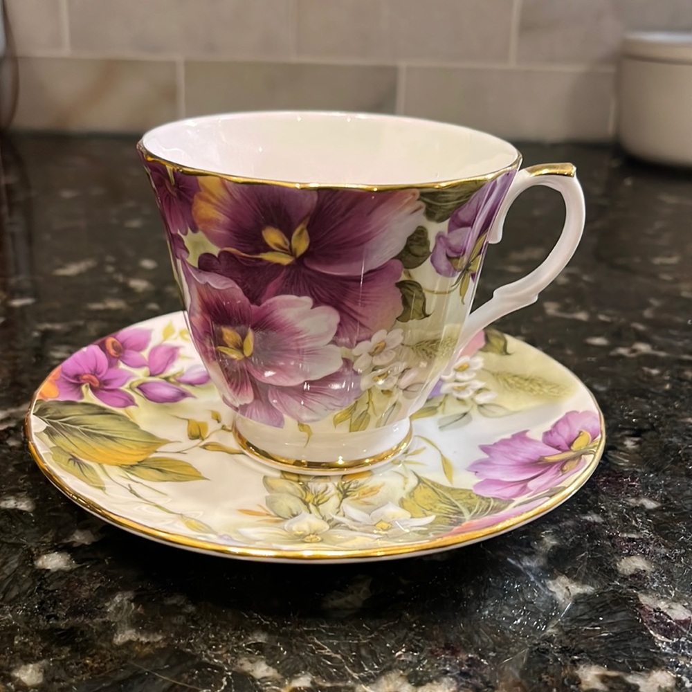 Royal Winchester Purple Pansy Bone China Teacup and Saucer
